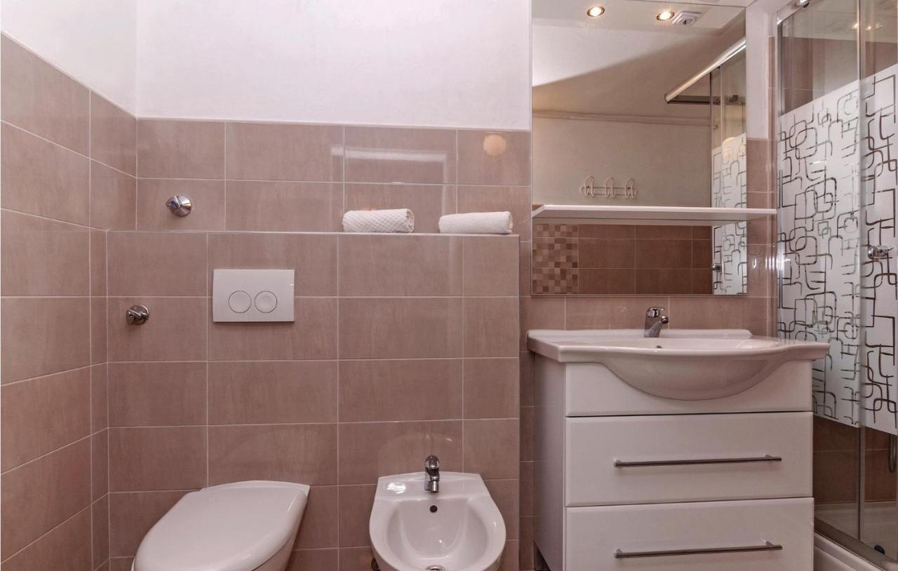 8 Bedroom Gorgeous Home In Kožino Εξωτερικό φωτογραφία