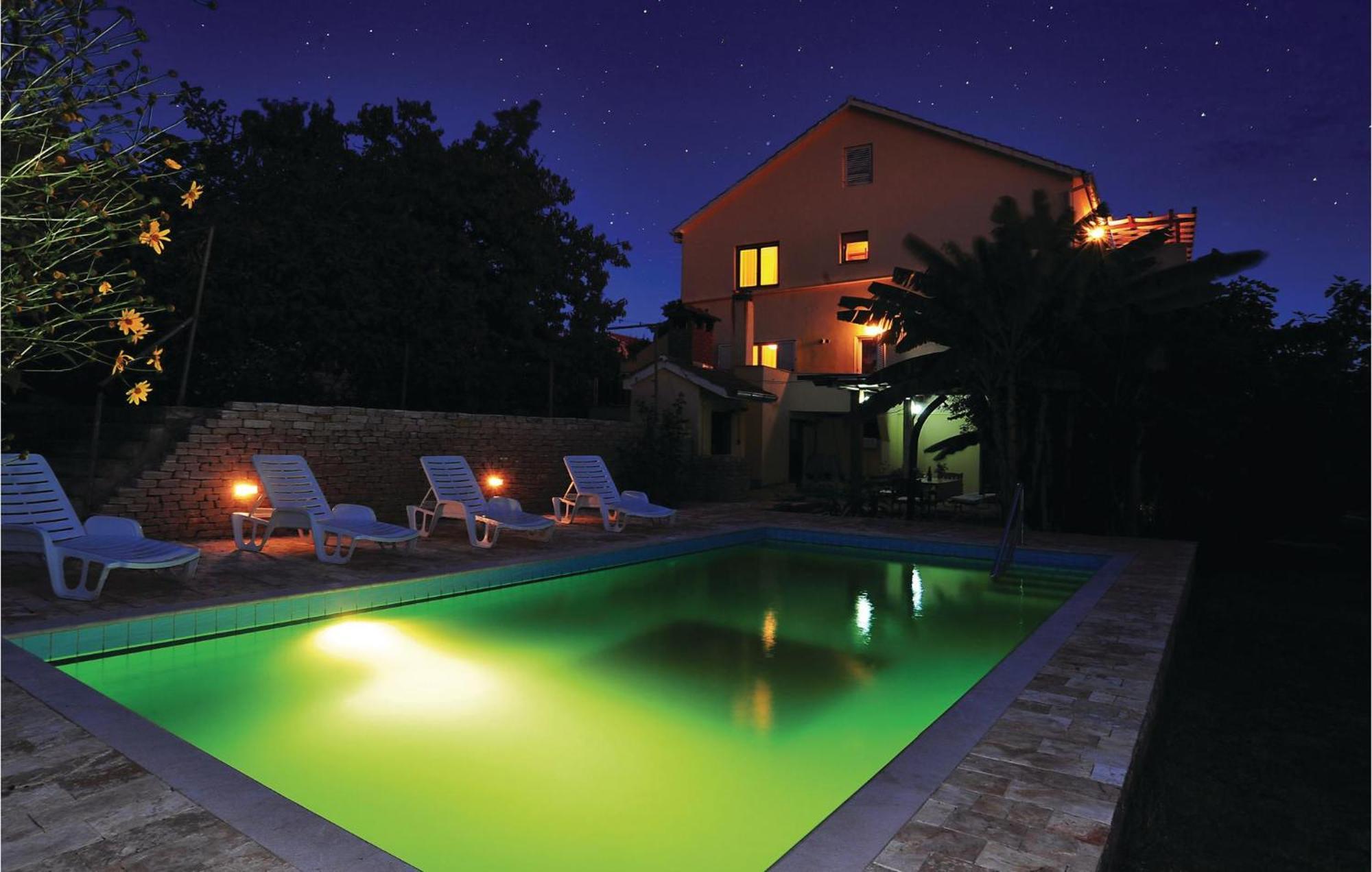 8 Bedroom Gorgeous Home In Kožino Εξωτερικό φωτογραφία