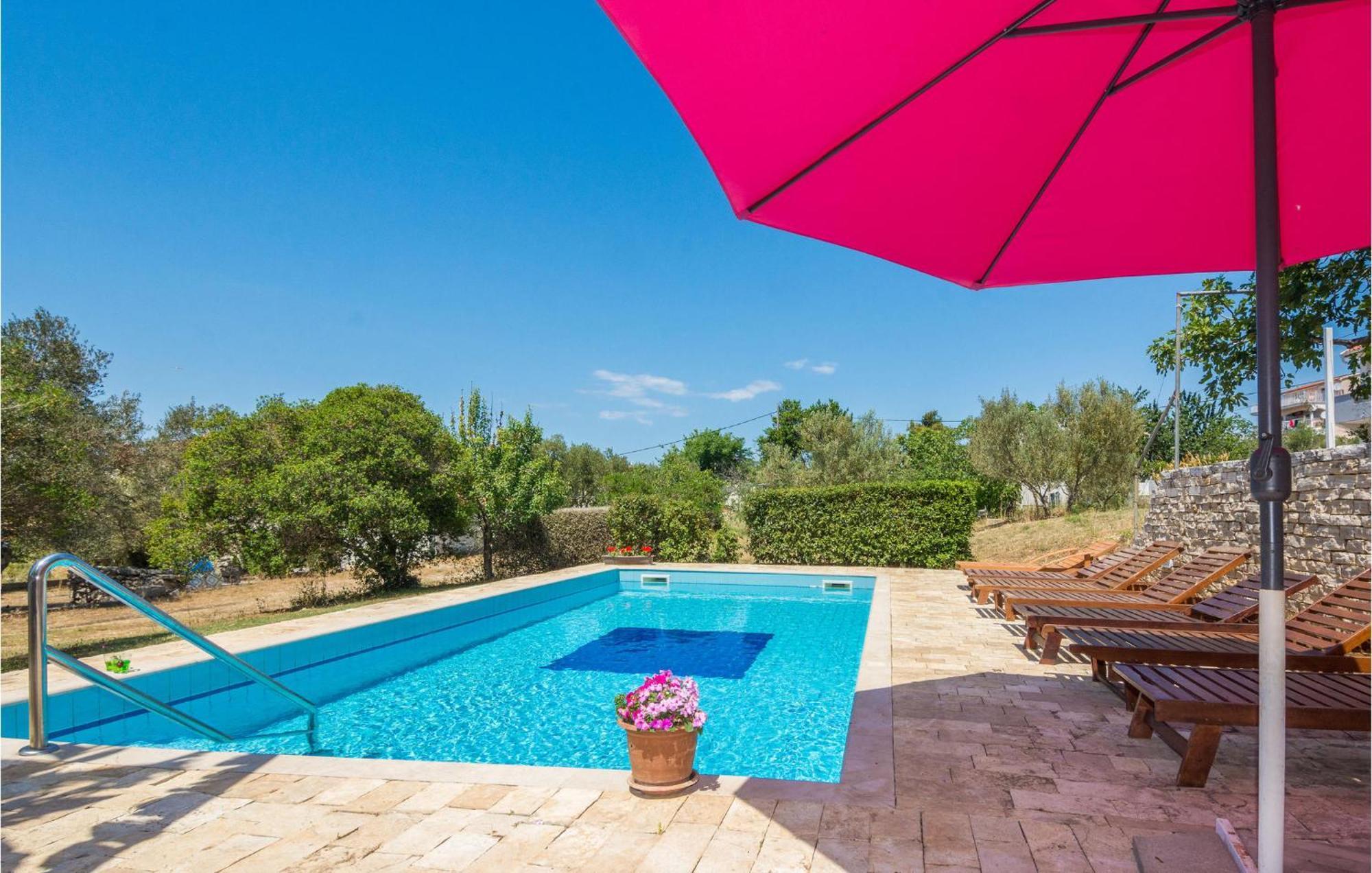 8 Bedroom Gorgeous Home In Kožino Εξωτερικό φωτογραφία