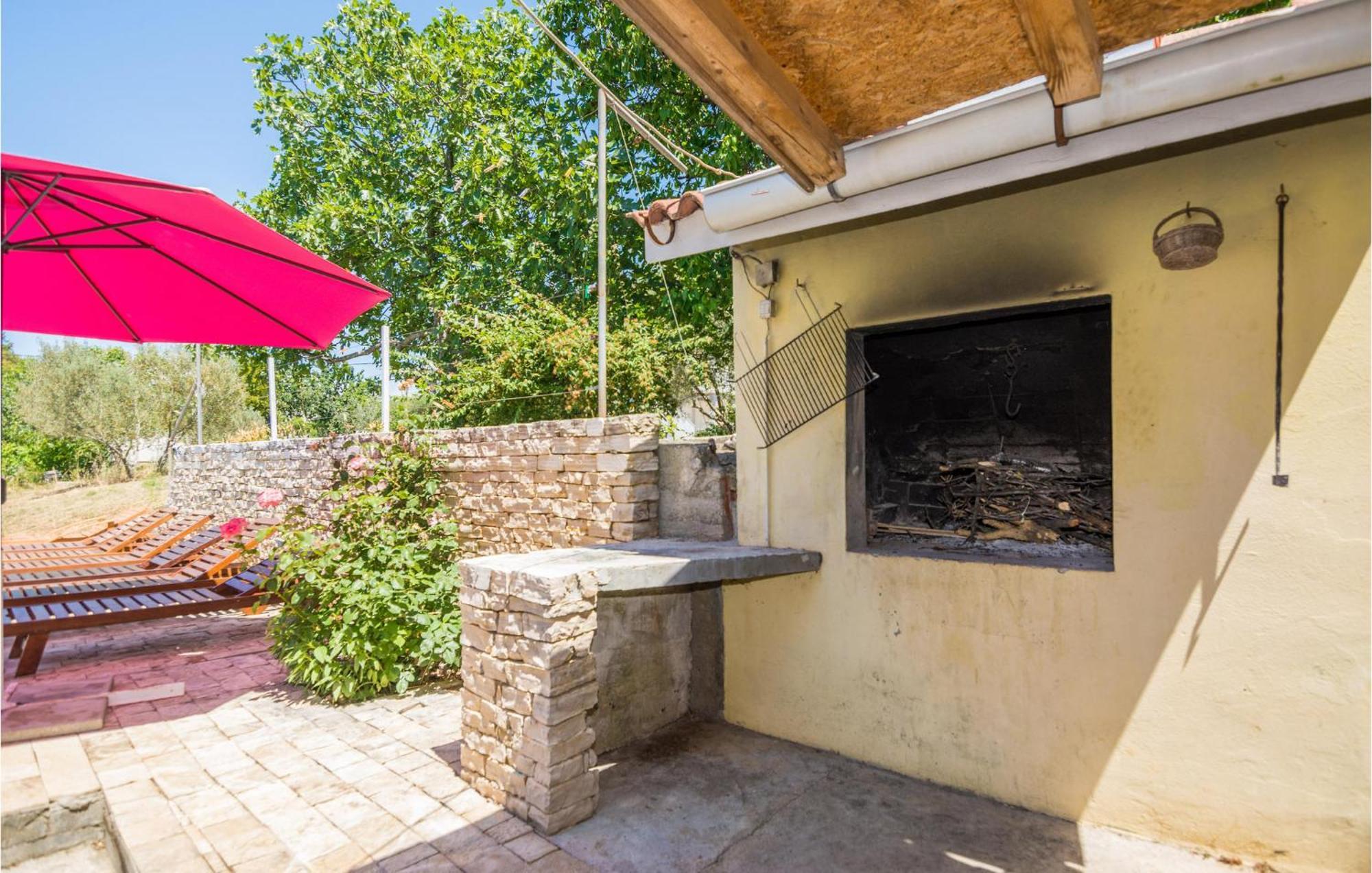 8 Bedroom Gorgeous Home In Kožino Εξωτερικό φωτογραφία